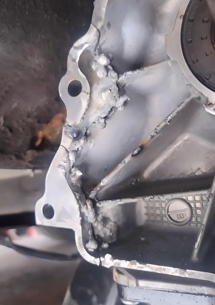 현장 자동차 엔진 미션 용접 시공 사진 4