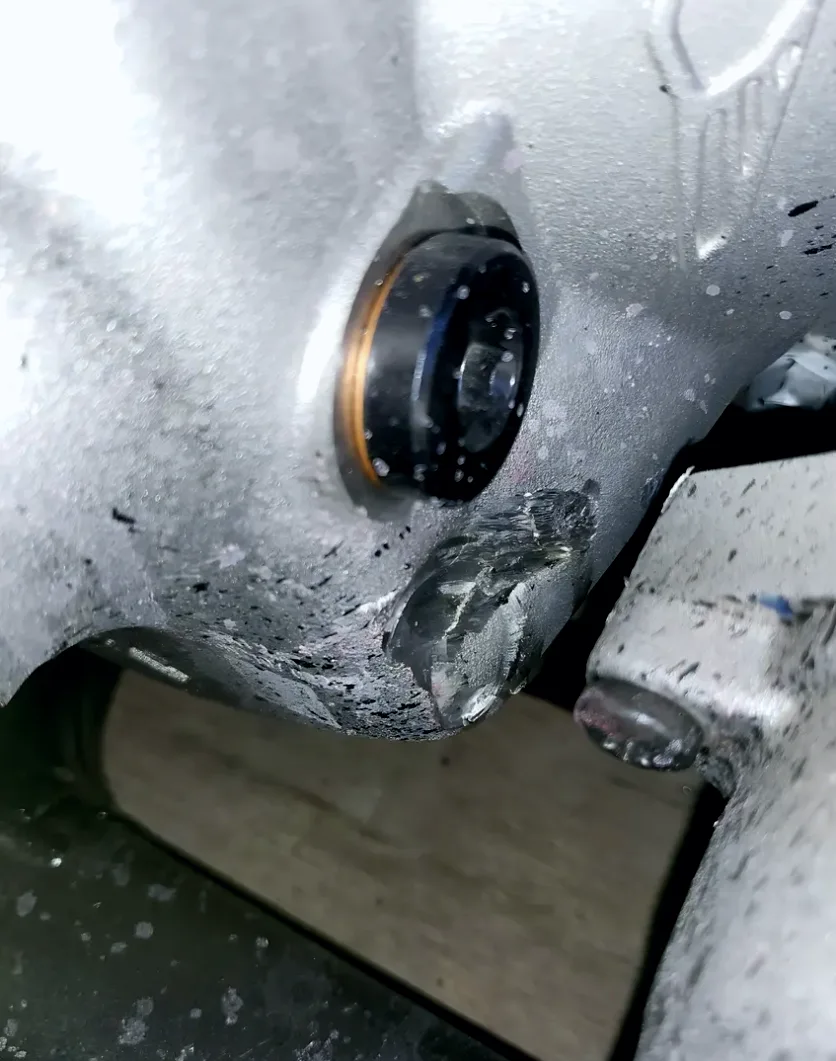 현장 자동차 엔진 미션 용접 시공 사례