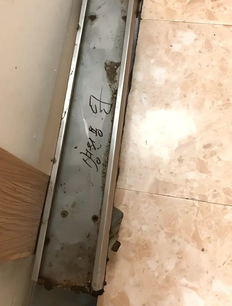 현장 배식카트 용접 시공 사진 1