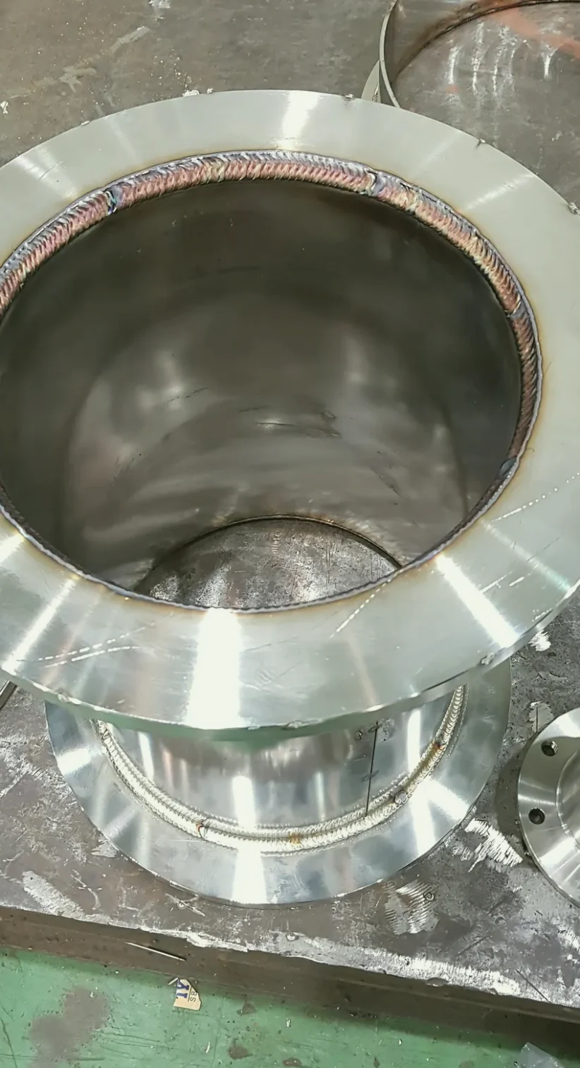 현장 산업기계 용접 시공 사진 2