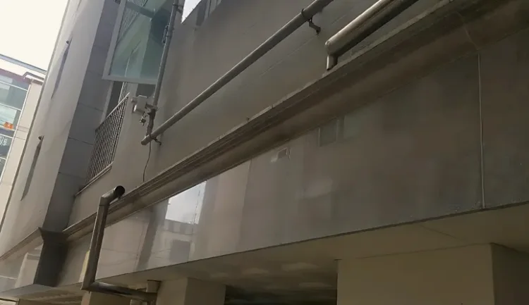 청전동 우수관 외벽배관 용접 시공 사진 1