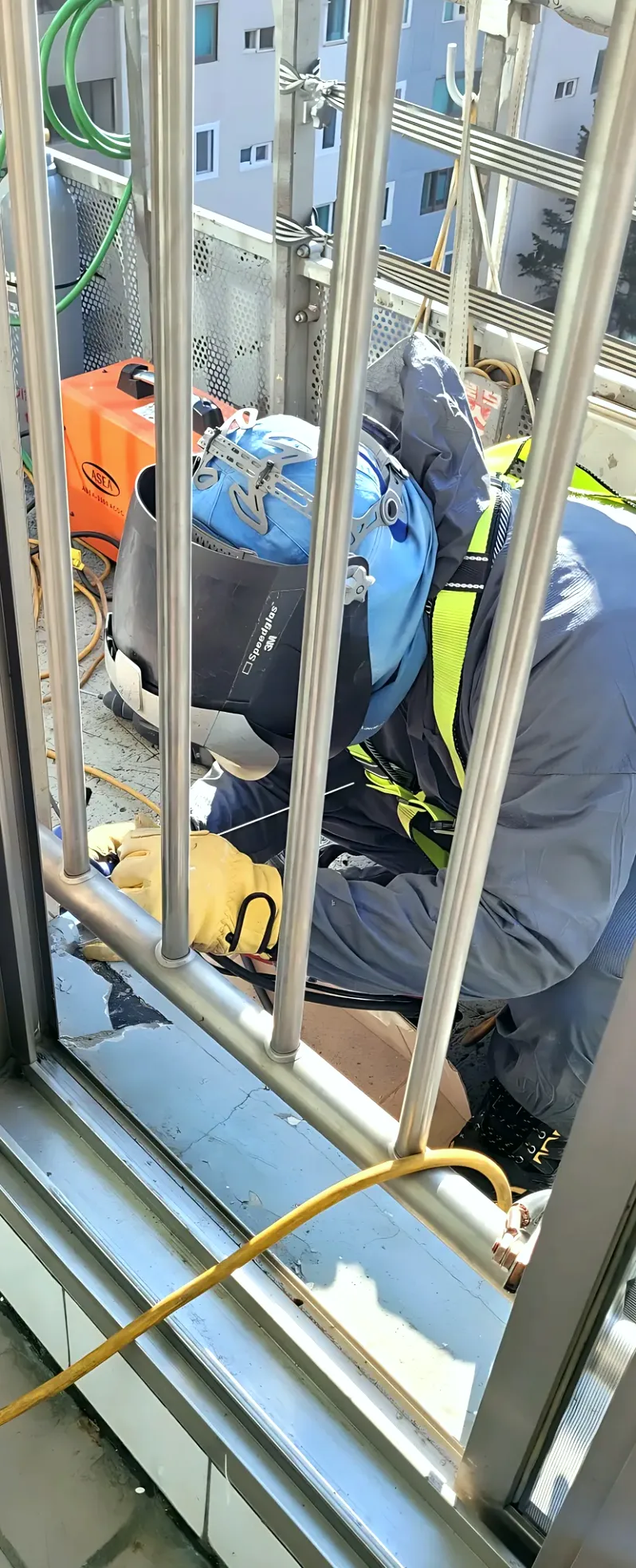 풍동 베란다 난간용접 시공 사진 4